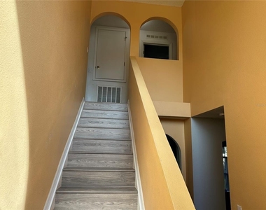 2032 Elmhurst Lane - Photo Thumbnail 32