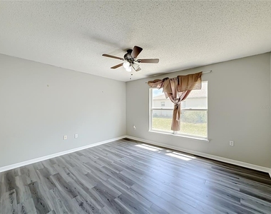 2032 Elmhurst Lane - Photo Thumbnail 28
