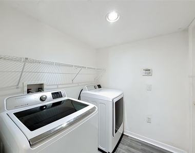 2032 Elmhurst Lane - Photo Thumbnail 49