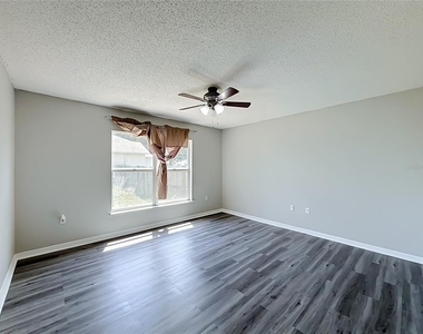 2032 Elmhurst Lane - Photo Thumbnail 27