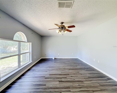 2032 Elmhurst Lane - Photo Thumbnail 22