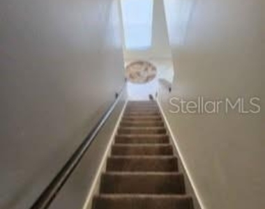 229 Southbridge Circle - Photo Thumbnail 7