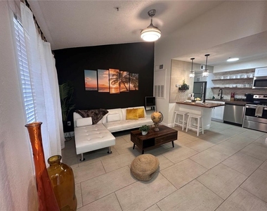 2216 Grand Cayman Court - Photo Thumbnail 3
