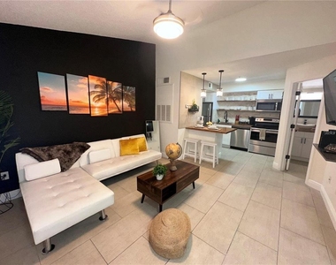 2216 Grand Cayman Court - Photo Thumbnail 4
