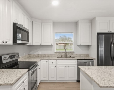 2644 Tandori Circle - Photo Thumbnail 10