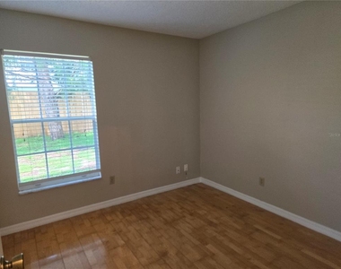 1666 Tremont Lane - Photo Thumbnail 11