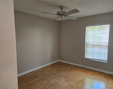 1666 Tremont Lane - Photo Thumbnail 13