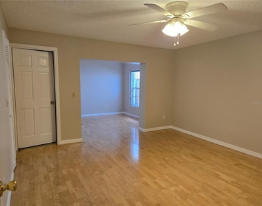 1666 Tremont Lane - Photo Thumbnail 7