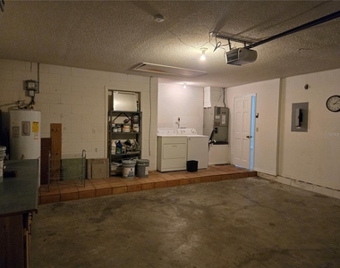 1666 Tremont Lane - Photo Thumbnail 15