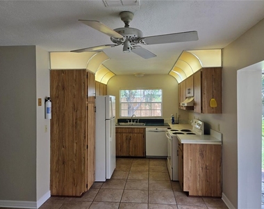 1666 Tremont Lane - Photo Thumbnail 4