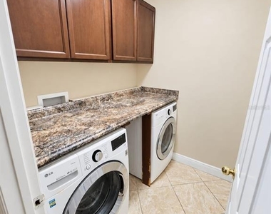 739 Delancey Drive - Photo Thumbnail 3
