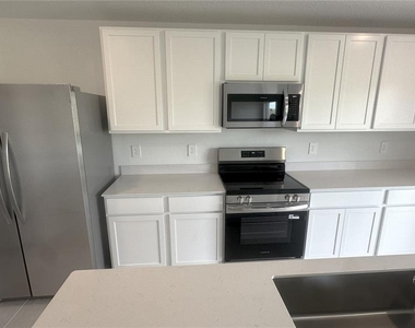 2514 Mckinley Drive - Photo Thumbnail 10