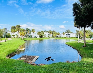 3778 Southpointe Drive - Photo Thumbnail 15