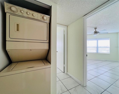 3778 Southpointe Drive - Photo Thumbnail 12