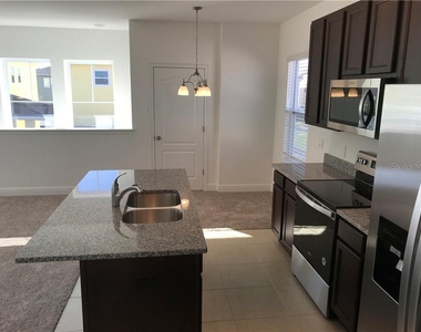 14146 Gullstrand Avenue - Photo Thumbnail 3