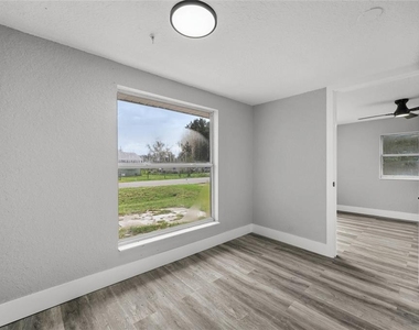 1608 Hope Street - Photo Thumbnail 4