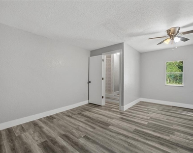 1608 Hope Street - Photo Thumbnail 9