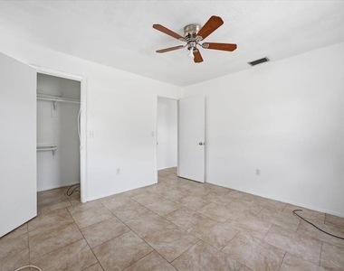2218 Brandy Place - Photo Thumbnail 16
