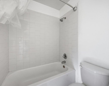 2218 Brandy Place - Photo Thumbnail 10