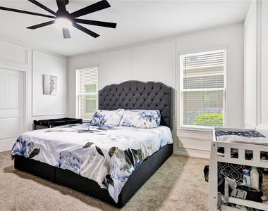 15926 Moonlight Bay Street - Photo Thumbnail 15