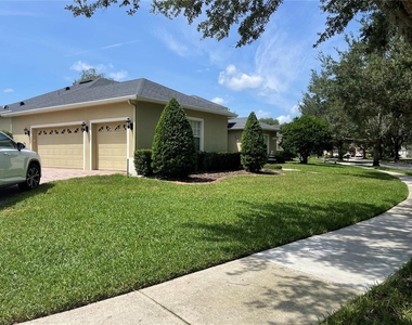 3647 Hollywood Place - Photo Thumbnail 2