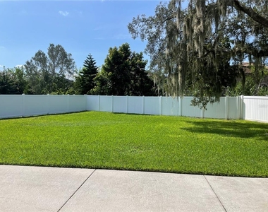 3647 Hollywood Place - Photo Thumbnail 25