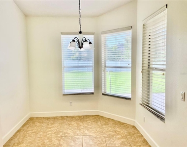 3647 Hollywood Place - Photo Thumbnail 10