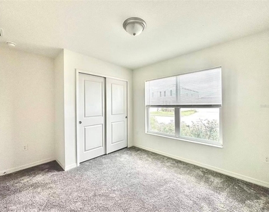 1028 Mattie Pointe Way - Photo Thumbnail 21