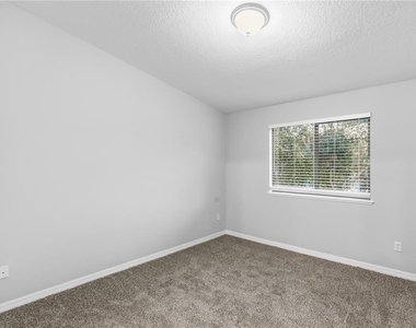 1251 Trillium Park Lane - Photo Thumbnail 10