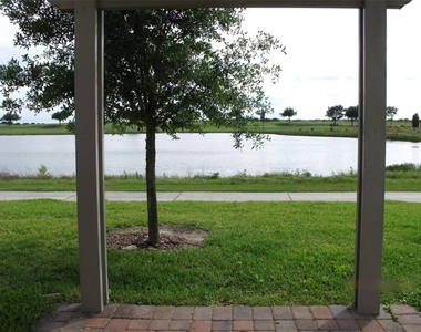 1236 Royal St George Boulevard - Photo Thumbnail 14