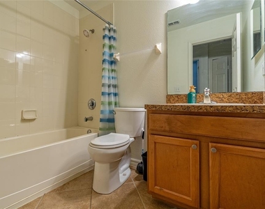 3745 Collingwood Lane - Photo Thumbnail 20