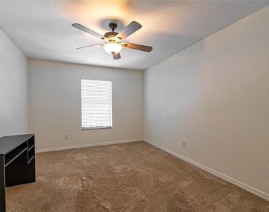 3745 Collingwood Lane - Photo Thumbnail 21