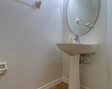 3745 Collingwood Lane - Photo Thumbnail 13