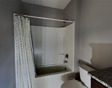 227 Duke Drive - Photo Thumbnail 13