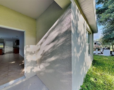 227 Duke Drive - Photo Thumbnail 15