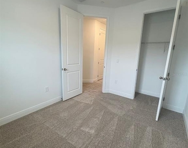 5569 Lemon Orchard Bend - Photo Thumbnail 42