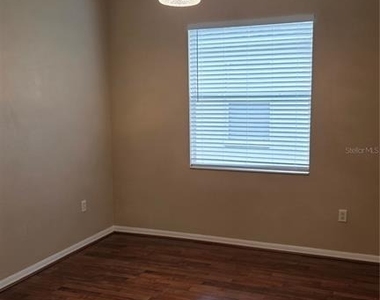 19205 Meadow Pine Drive - Photo Thumbnail 6