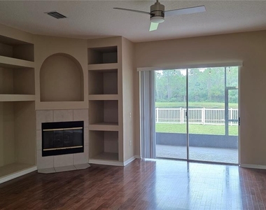 19205 Meadow Pine Drive - Photo Thumbnail 4