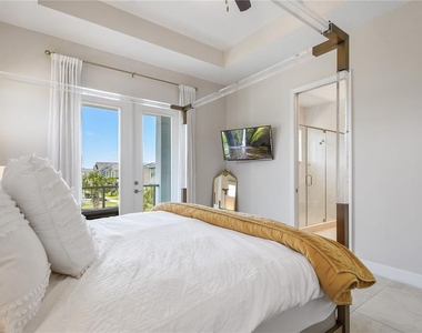 7933 Dausset Street - Photo Thumbnail 30