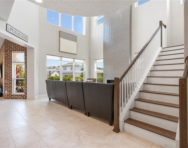 7933 Dausset Street - Photo Thumbnail 9