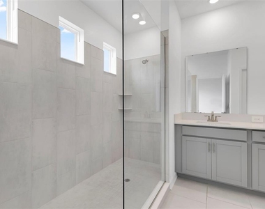4253 Eastminster Road - Photo Thumbnail 14