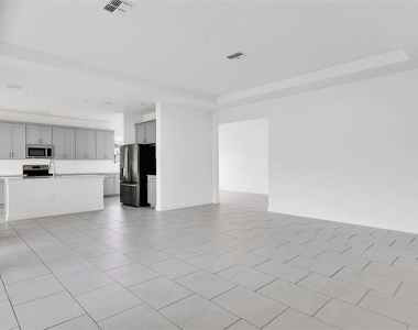 4253 Eastminster Road - Photo Thumbnail 8
