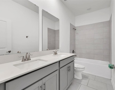 4253 Eastminster Road - Photo Thumbnail 23