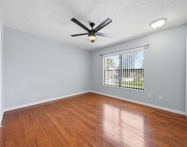 602 Casa Park K Court - Photo Thumbnail 11