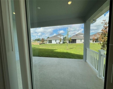 1675 Pyramid Hill Street - Photo Thumbnail 17