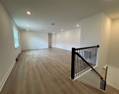 1675 Pyramid Hill Street - Photo Thumbnail 31