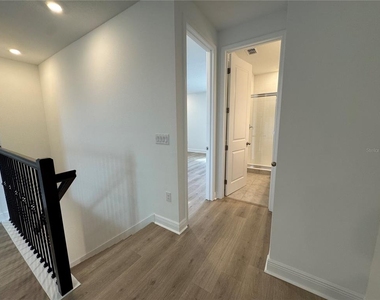 1675 Pyramid Hill Street - Photo Thumbnail 33