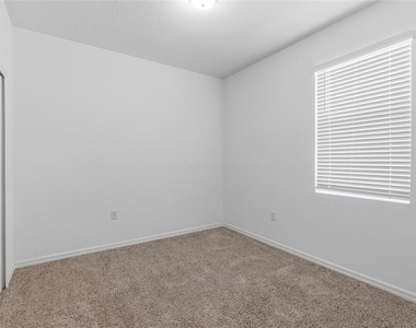 3113 Crab Trap Drive - Photo Thumbnail 4