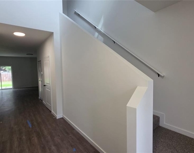 1589 Nw 29th Road - Photo Thumbnail 1