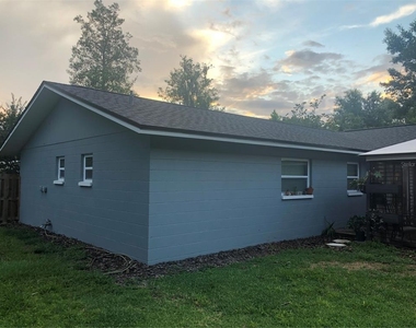 4017 Nw 36th Terrace - Photo Thumbnail 4